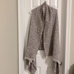 NWT. OS- Express | Hi-Low Kimono Sweater Vest